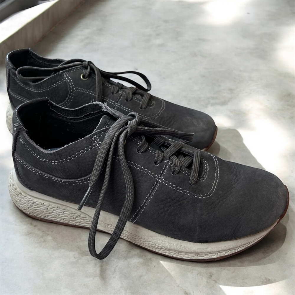 LL Bean Sneakers Gray Green Stone Coast Women’s size 8